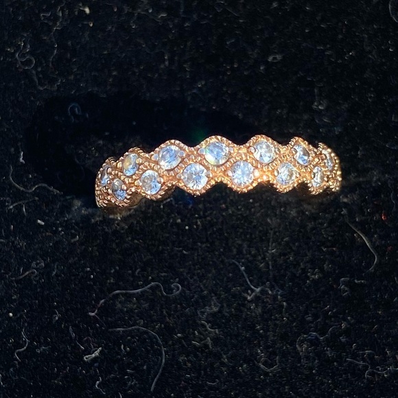 Rose Gold and Diamond Eternity Ring/Infinity Ring/Promise Ring ~ Woman’s size 4 - Picture 2 of 6